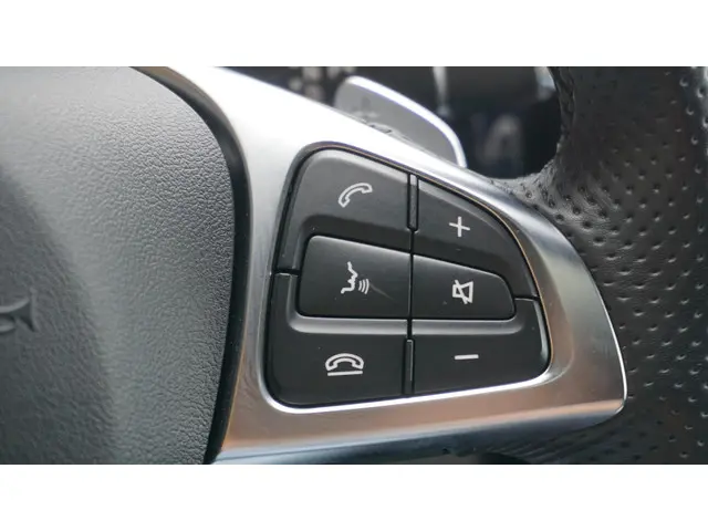 Mercedes-Benz GLC Coupé 300 245pk 4MATIC 2017 Benzine 35
