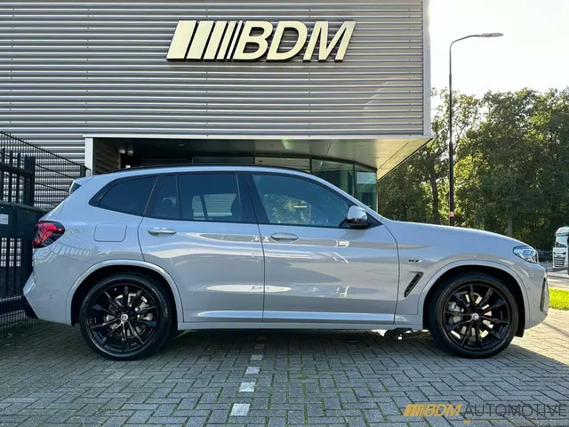 BMW X3 xDrive30e High Executive 2022 Hybride Benzine 2