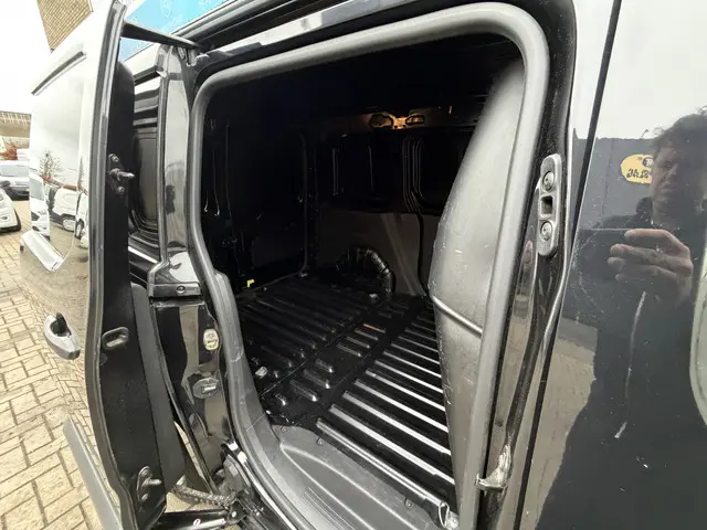 Opel Combo 1.5D 100PK Euro 6 L1H1 2021 Diesel 16