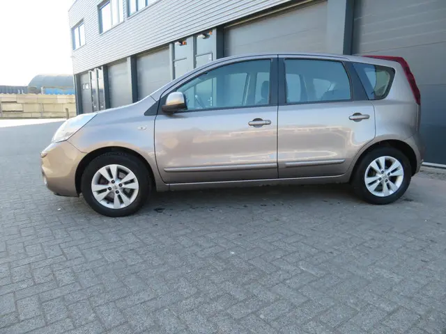 Nissan Note 1.6 Acenta 2009 Benzine 3