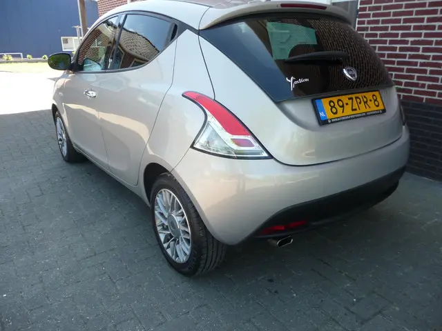 Lancia Ypsilon 3