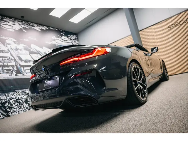 BMW 8 Serie M850i xDrive High Executive 2019 Benzine 14