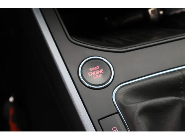 SEAT Arona 1.0 TSI Style Business Intense 2019 Benzine 47