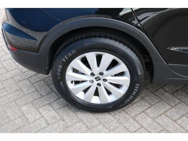 SEAT Arona 1.0 TSI Style Business Intense 2021 Benzine 15