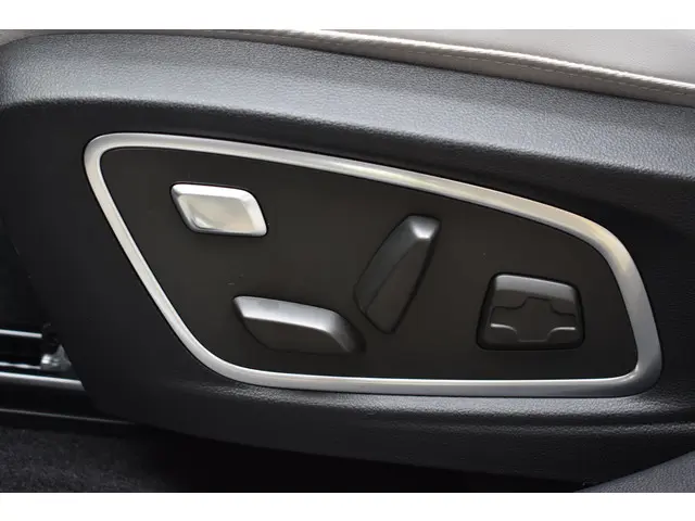 Renault Espace Iconic 2026 Hybride Benzine 21