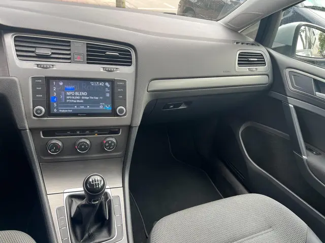 Volkswagen Golf 1.2 TSI Highline navi 2013 Benzine 10