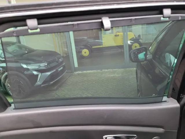 Renault Scénic 1.2 TCe Bose 2016 Benzine 35