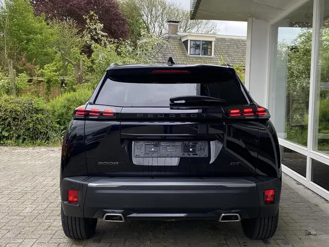 Peugeot 2008 1.2T 130pk Automaat 130 GT 2024 Benzine 7