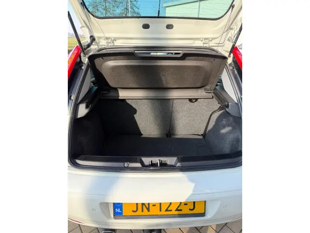 Fiat Punto Evo - 0.9 TwinAir - Lounge 2016 Benzine 9
