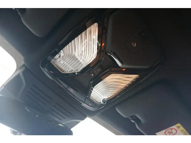 BMW X5 xDrive50e 2025 Hybride Benzine 32