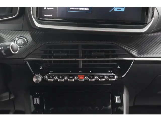 Peugeot 2008 PureTech 100 Allure 2024 Benzine 45