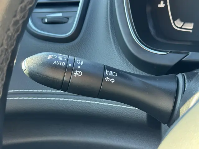 Renault Scénic TCe 140 Techno 2021 Benzine 16