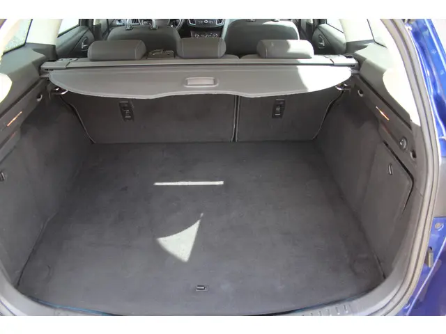 Ford Focus Wagon 1.0 Lease Edition 125 Pk 2017 Benzine 39
