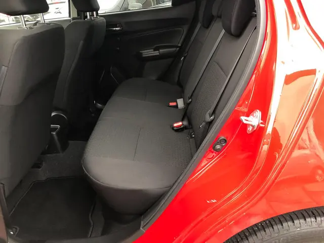 Suzuki Swift 1.2 Select 2018 Benzine 9