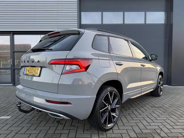 Škoda Karoq 1.5 TSI ACT Sportline Business 2021 Benzine 34