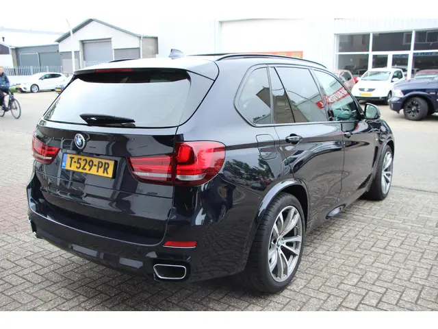 BMW X5 xDrive35i High Executive 2016 Benzine 25