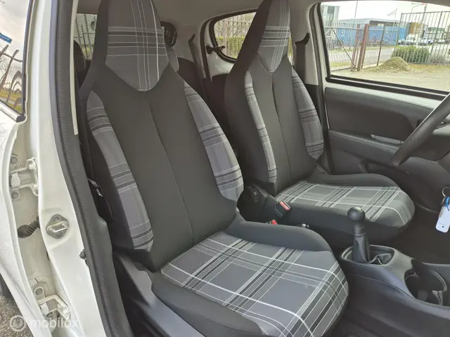 Peugeot 108 |Carplay|Rijklaar incl Beurt 2016 Benzine 19