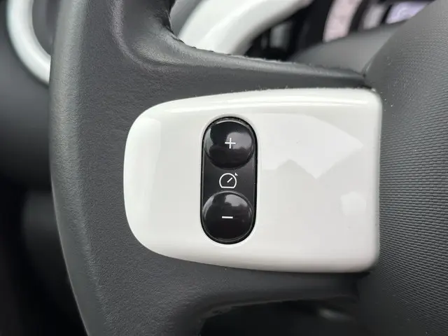 Renault Twingo Z.E. R80 Intens 2021 Elektrisch 18