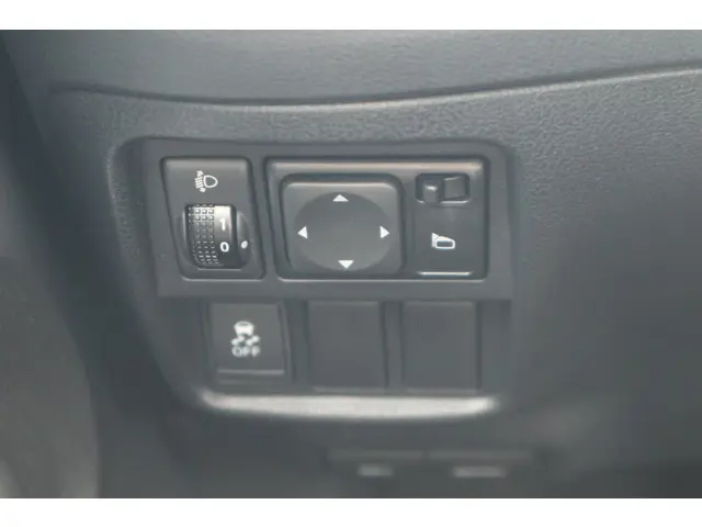 Nissan Juke 1.6 Acenta 2012 Benzine 34