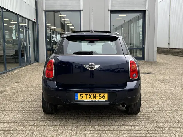 MINI Countryman 1.6 One Knockout Edition 2014 Benzine 42