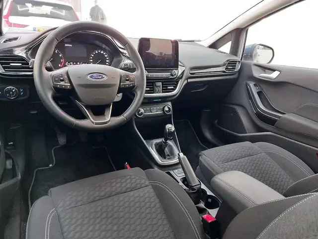 Ford Fiesta 1.0 EcoBoost Hybrid Titanium 2023 Benzine 10