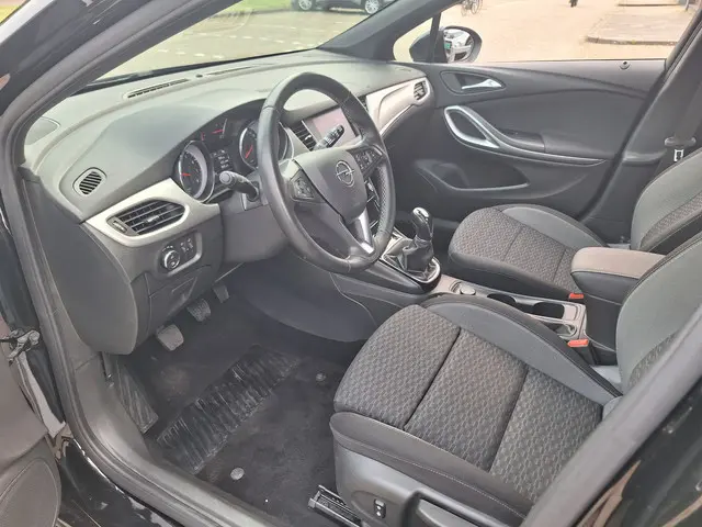 Opel Astra 1.2 Edition 130PK 2021 Benzine 10