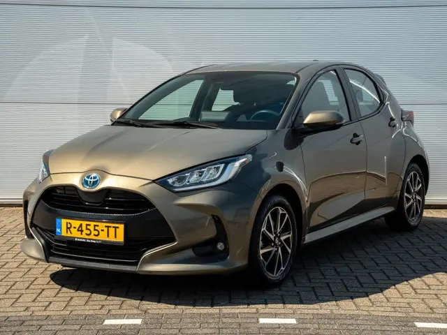 Toyota Yaris 1.5 Hybrid Dynamic 2022 Hybride Benzine 2