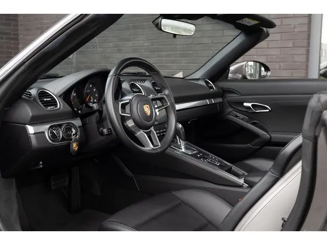Porsche 718 3