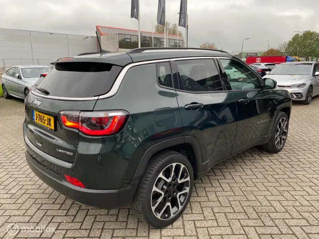 Jeep Compass 1.3T 150 DDCT Limited AUTOMAAT 2020 Benzine 3