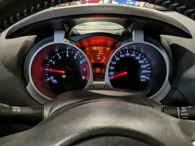 Nissan Juke 1.6 Urban Premium Automaat 2013 Benzine 12