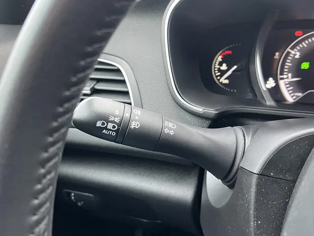 Renault Mégane Estate 1.3 TCe Limited 2019 Benzine 19