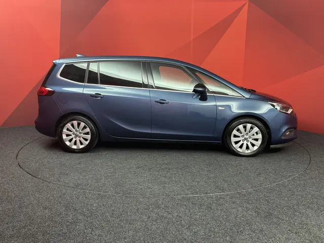 Opel Zafira 1.4 Turbo Business Executive 2017 Benzine 13