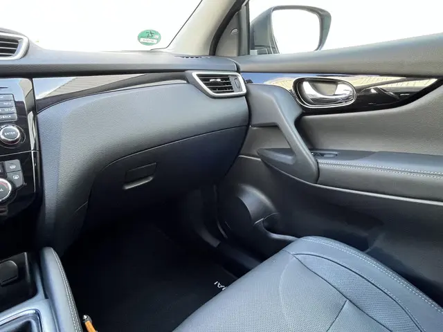 Nissan QASHQAI 1.2 Tekna 2017 Benzine 82