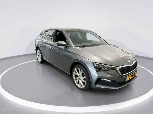 Škoda Scala 1.0 Tsi 110pk Sport Business 2023 Benzine 4