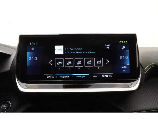 Peugeot e-208 EV GT Pack 50 kWh 2022 Elektrisch 24