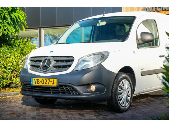 Mercedes-Benz Citan 108 CDI BlueEFFICIENCY 2013 Diesel 12