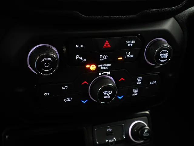 Jeep Renegade 1.3T 151pk Freedom Aut- 2019 Benzine 12