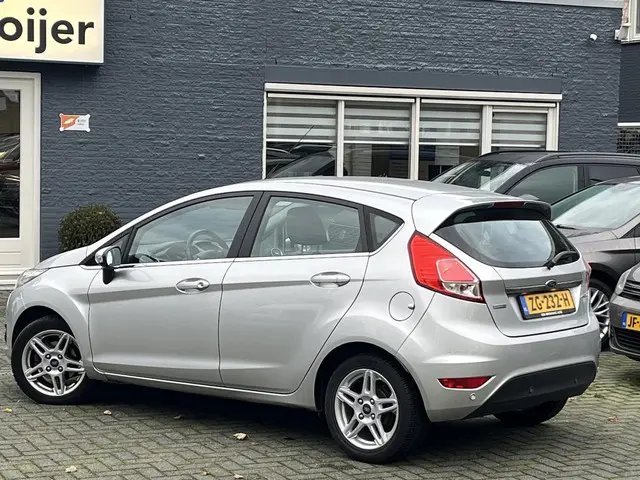 Ford Fiesta 1.0 EcoBoost Aut. Titanium 2014 Benzine 6