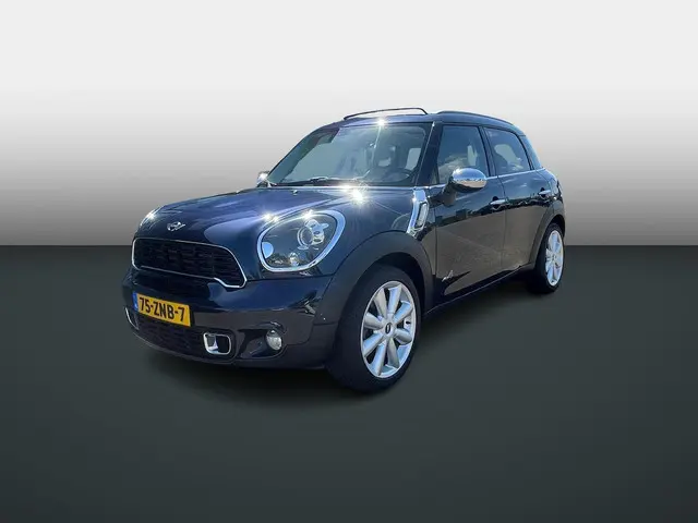 MINI Countryman 2