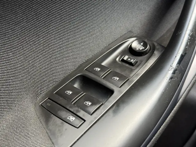 Opel Astra Sports Tourer 1.4 Business+ 2017 Benzine 12