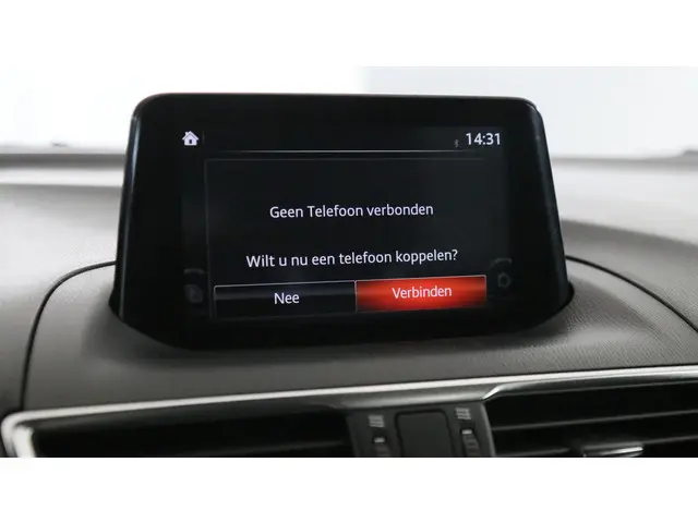 Mazda 3 2.0 SkyActiv-G 120 GT-M 2017 Benzine 29