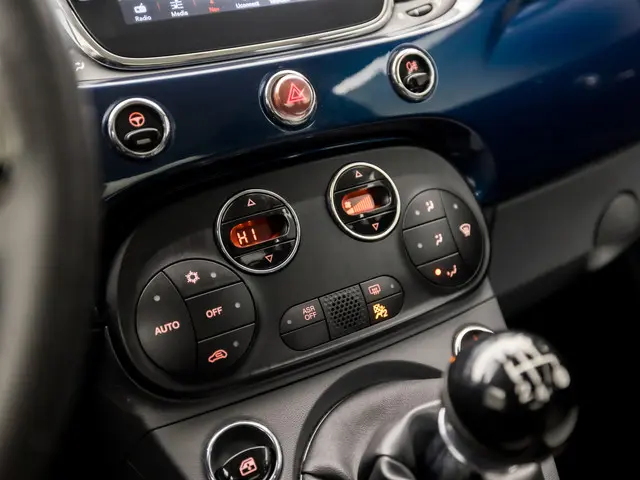 Fiat 500C 1.2 Lounge 2017 Benzine 9