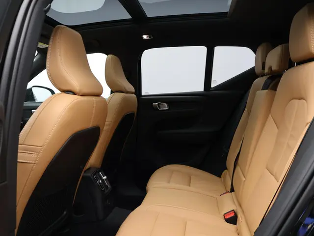 Volvo XC40 T4 Recharge Inscription 2022 Hybride Benzine 8