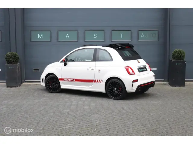 Fiat 500C 1.4 T-Jet Abarth 595 2017 Benzine 13