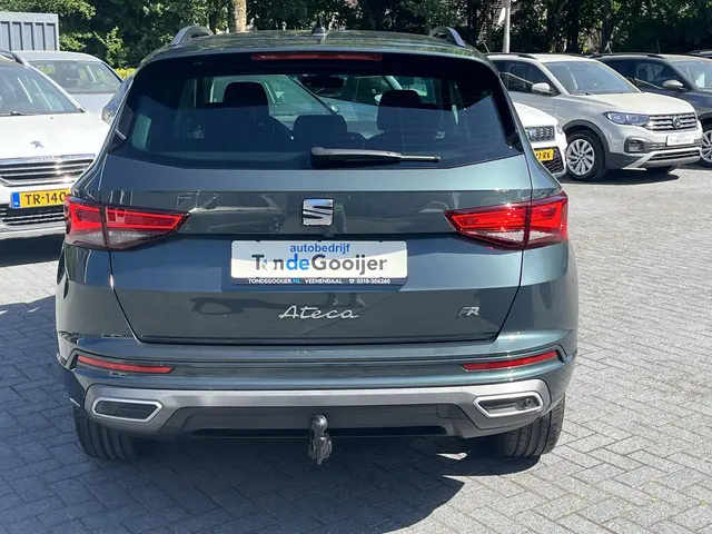 SEAT Ateca 1.5 TSi DSG FR Business Intense 2022 Benzine 4