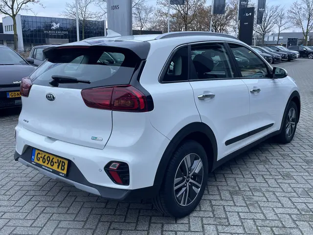 Kia Niro 1.6 GDi Hybrid DynamicLine 2019 Hybride Benzine 6