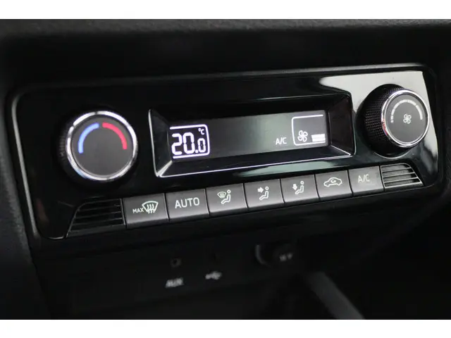 Škoda Fabia Combi 1.0 TSI Clever 2018 Benzine 43