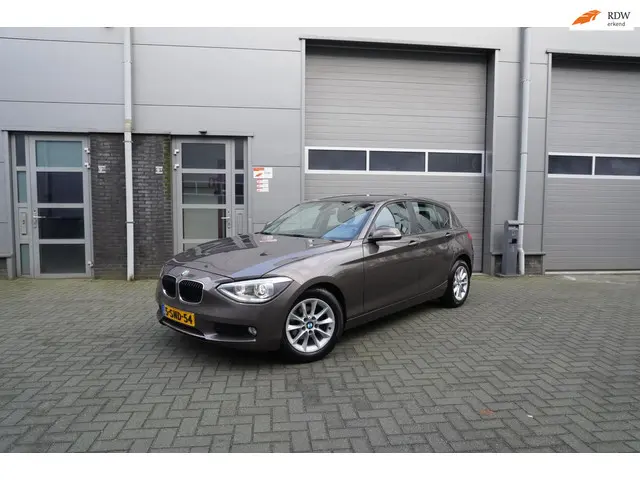 BMW 1 Serie 116i High Executive 2013 Benzine