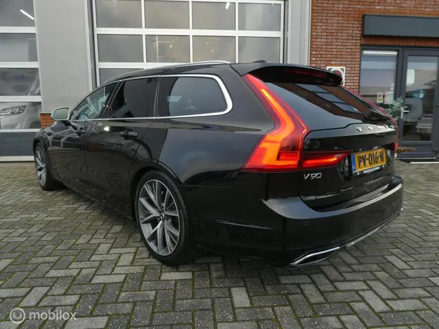 Volvo V90 2.0 T5 R-Design 2017 Benzine 3