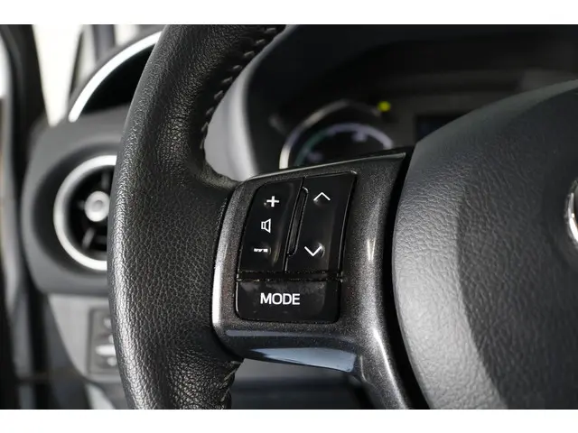 Toyota Yaris 1.5 Hybrid Y20 2019 Hybride Benzine 14